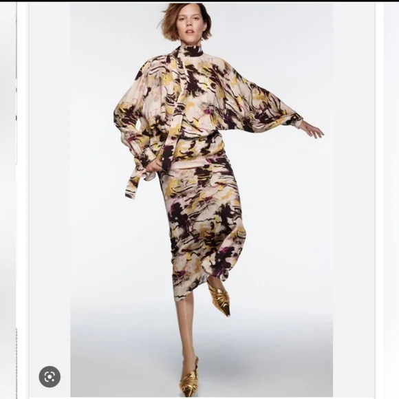 ★ZARA★ PRINTED MIDI DRESS ZARA WOMAN NWT PRINTED MIDI DRESS WITH BELT MULTICOLORED